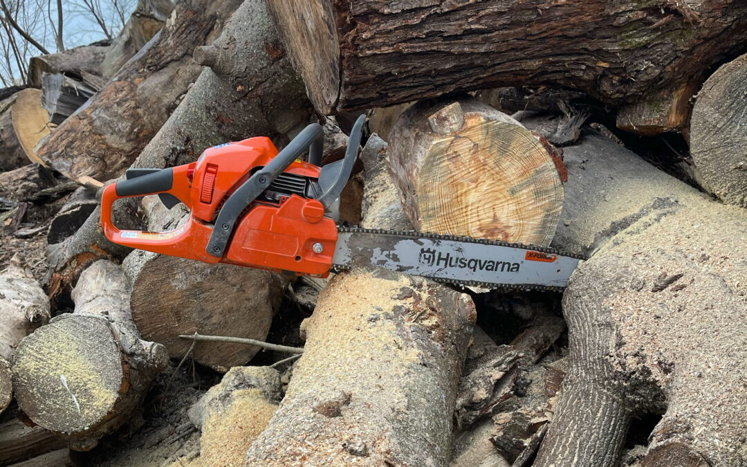 Husqvarna 450 Rancher 20″ Chainsaw Review